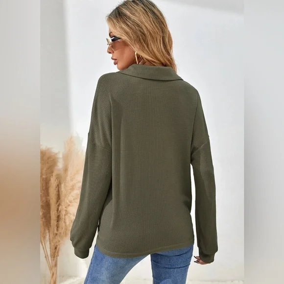 SHEIN long sleeve half button drop shoulder tee in army green size small - Picture 3 of 7